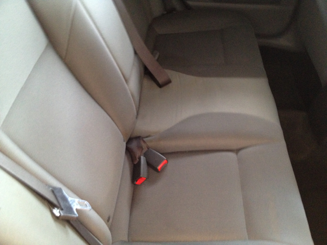 2005 Dodge Magnum SE