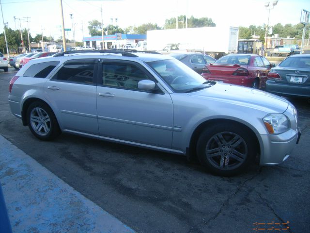 2005 Dodge Magnum 3.2