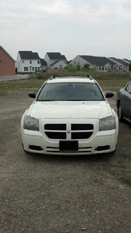 2005 Dodge Magnum S