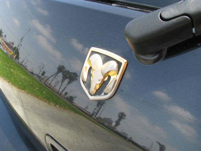 2005 Dodge Magnum 3.2