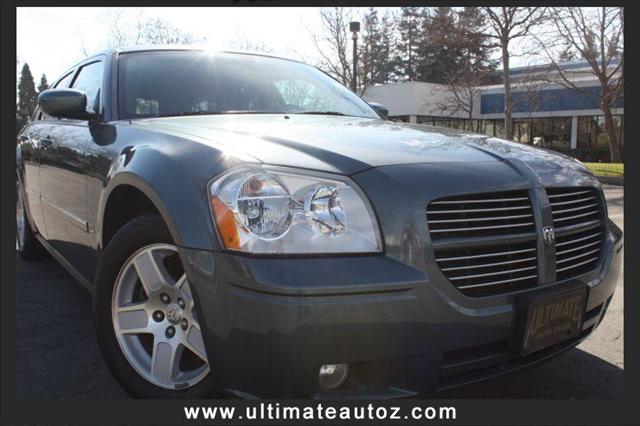 2005 Dodge Magnum S