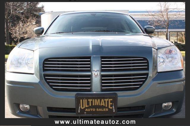 2005 Dodge Magnum S