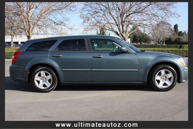 2005 Dodge Magnum S