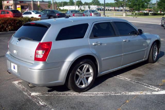2005 Dodge Magnum 3.2