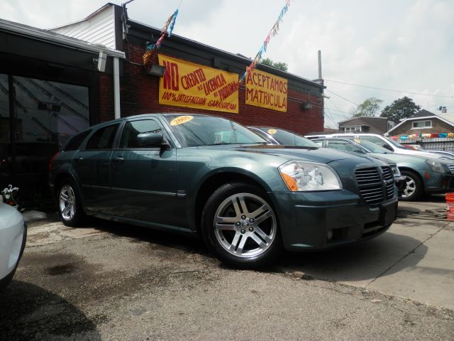 2005 Dodge Magnum 3.2