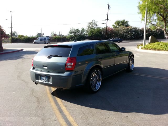 2005 Dodge Magnum 3.2