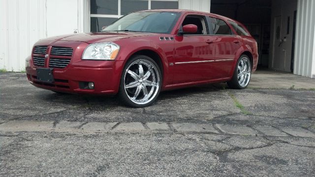2006 Dodge Magnum S