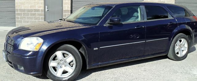 2006 Dodge Magnum S