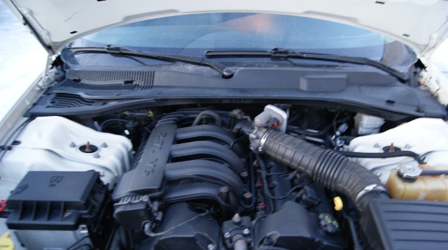 2006 Dodge Magnum SE