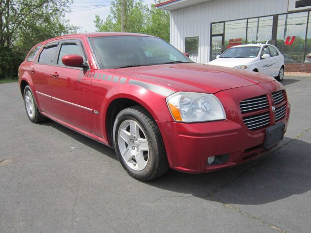 2006 Dodge Magnum S