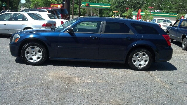 2006 Dodge Magnum S
