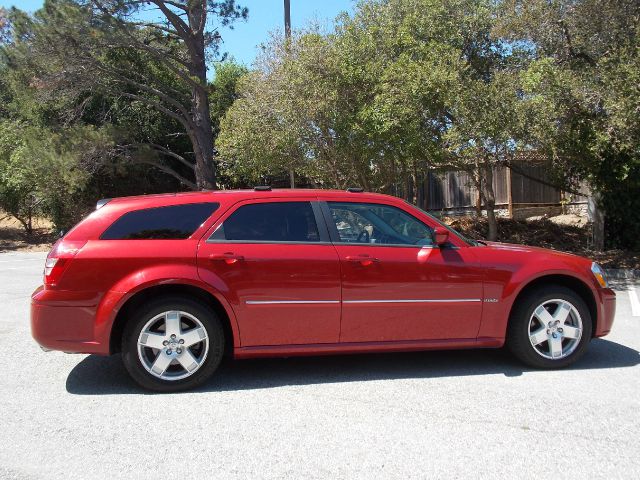 2006 Dodge Magnum AWD Denali CREW CAB