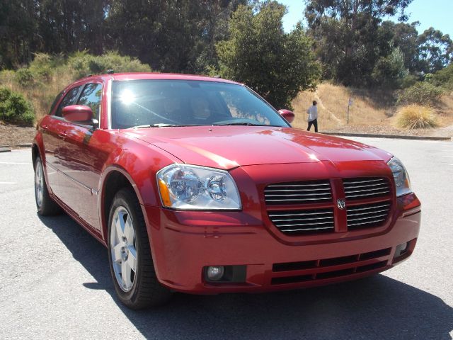 2006 Dodge Magnum AWD Denali CREW CAB