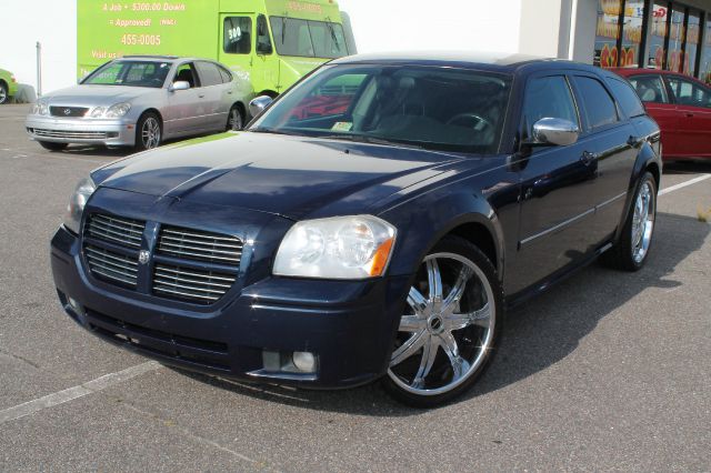2006 Dodge Magnum S