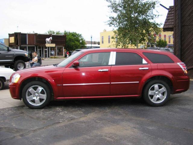 2006 Dodge Magnum QUAD CAB CREW