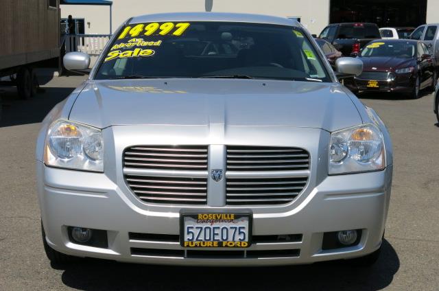 2006 Dodge Magnum S