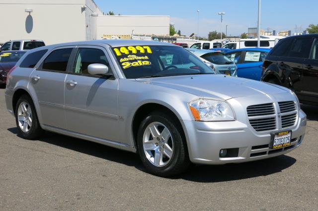 2006 Dodge Magnum S