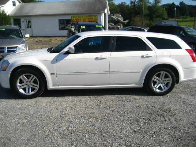 2006 Dodge Magnum DUMP 4X4