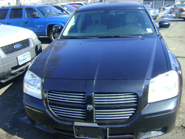 2006 Dodge Magnum S