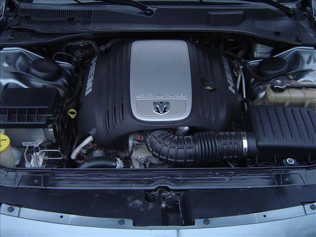 2006 Dodge Magnum 2dr Spyder Auto GS