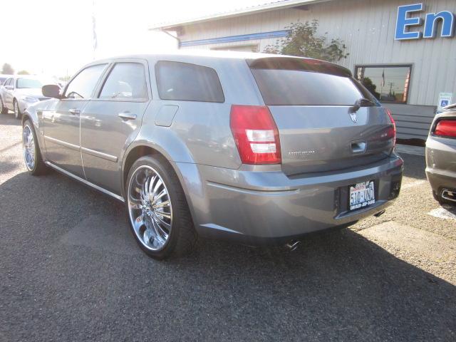 2006 Dodge Magnum SLT 25
