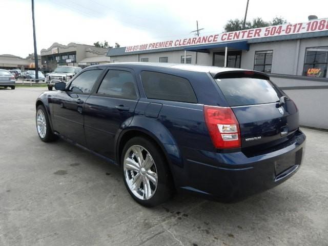 2006 Dodge Magnum S