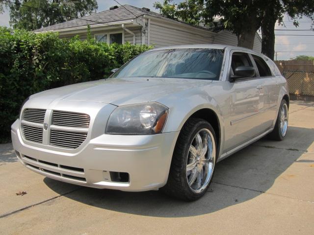 2006 Dodge Magnum Unknown