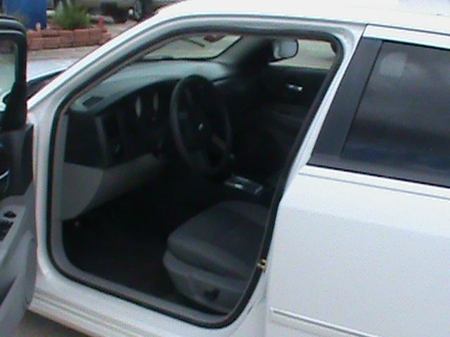 2007 Dodge Magnum SE