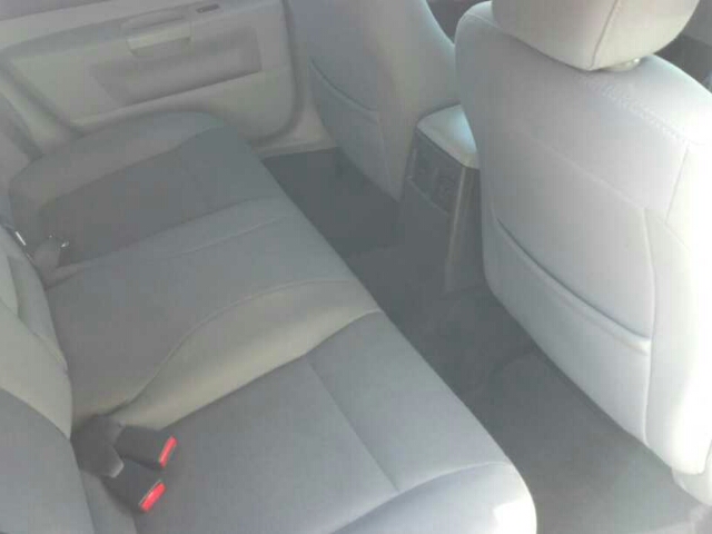 2007 Dodge Magnum SE