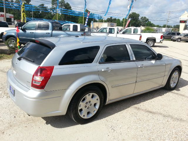 2007 Dodge Magnum S