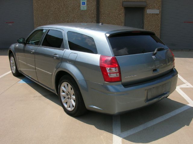 2007 Dodge Magnum S