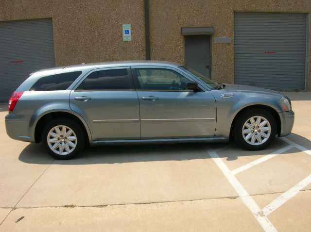 2007 Dodge Magnum S