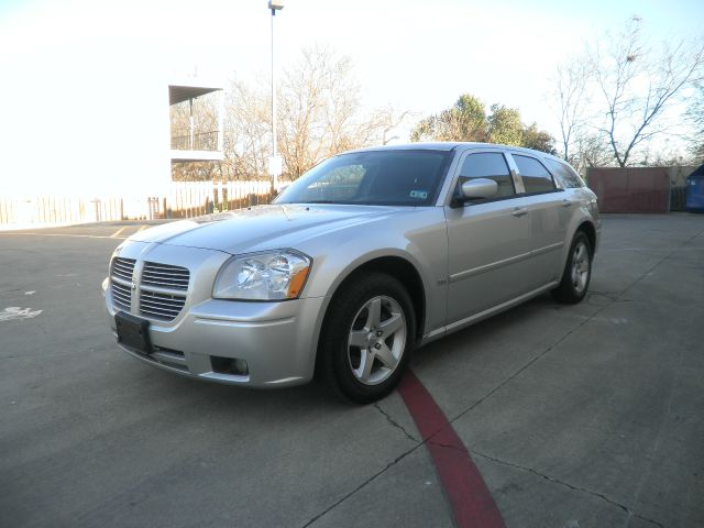 2007 Dodge Magnum S