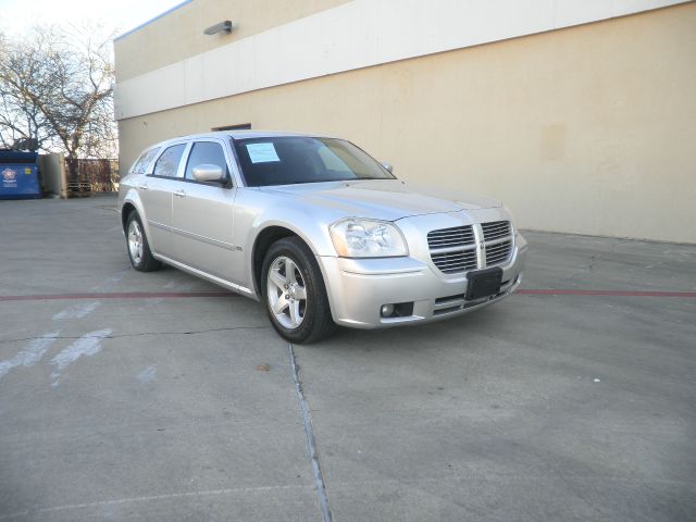 2007 Dodge Magnum S