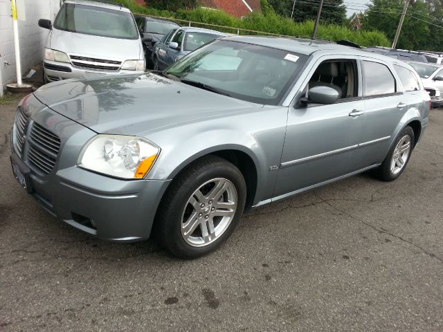 2007 Dodge Magnum S