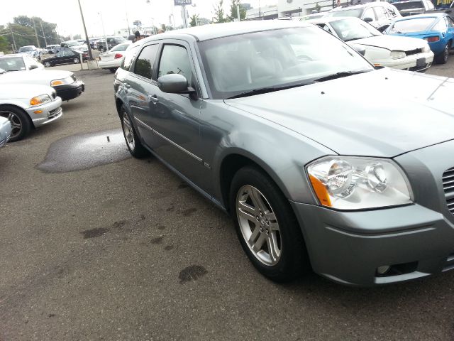 2007 Dodge Magnum S