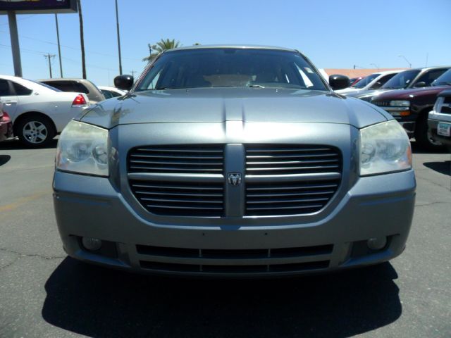 2007 Dodge Magnum S
