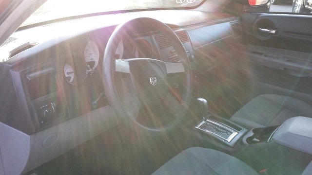 2007 Dodge Magnum SE