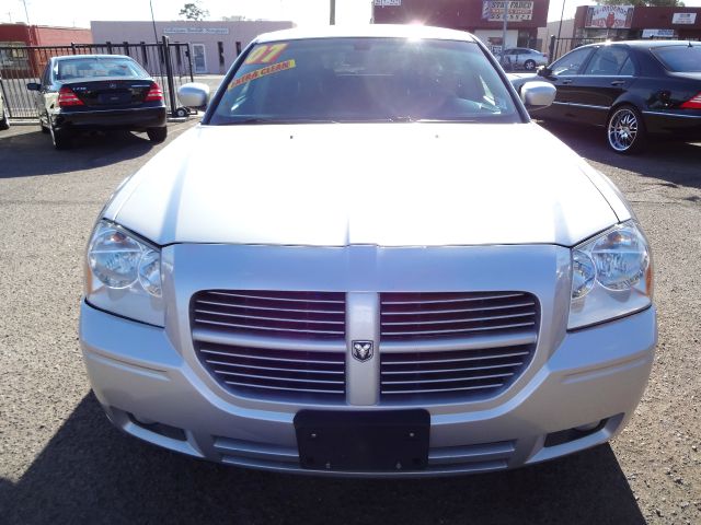 2007 Dodge Magnum S