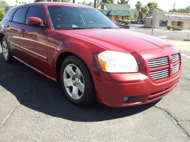 2007 Dodge Magnum S