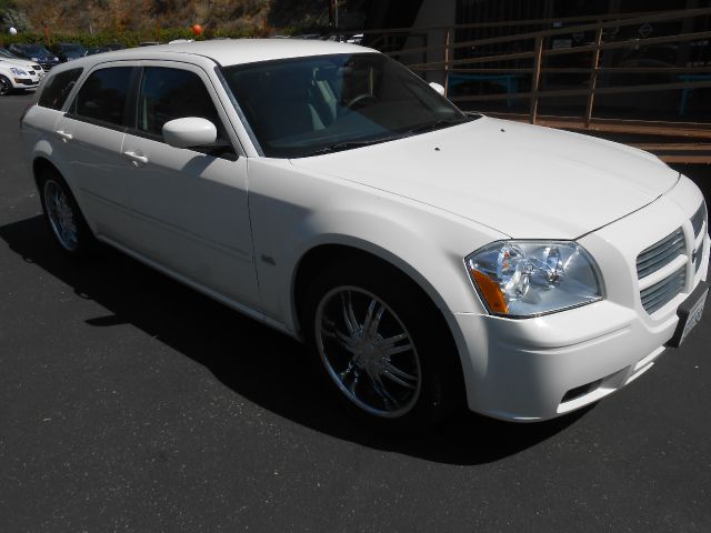 2007 Dodge Magnum S