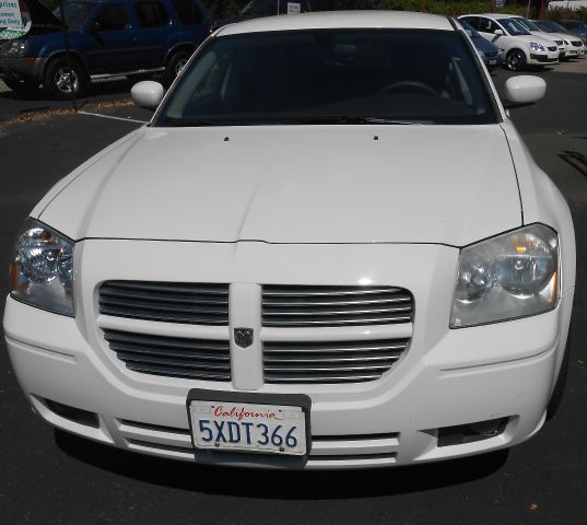 2007 Dodge Magnum S
