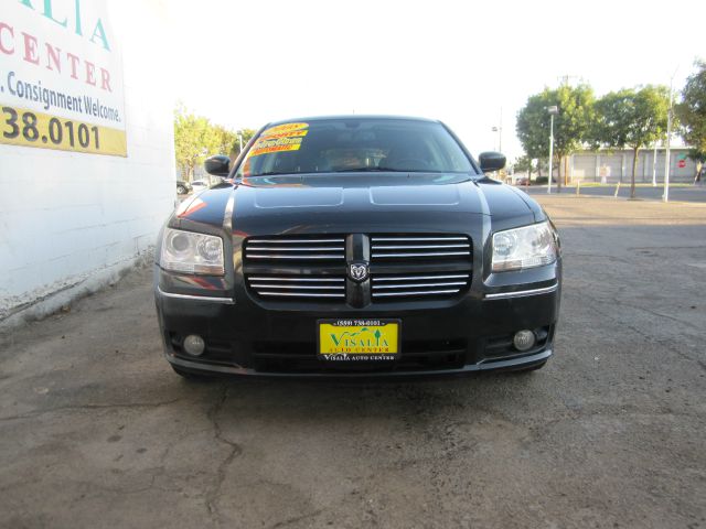 2008 Dodge Magnum Deluxe Convertible