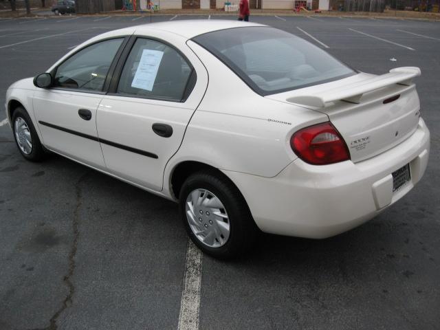 2003 Dodge Neon LE