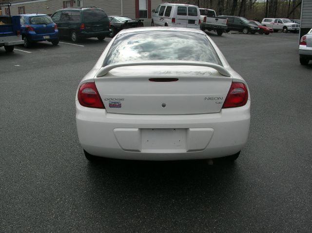 2003 Dodge Neon SE