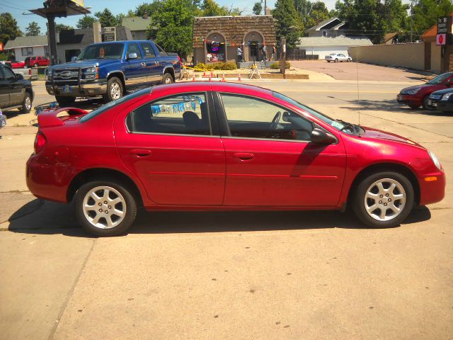 2003 Dodge Neon 1500 SLT Club Cab