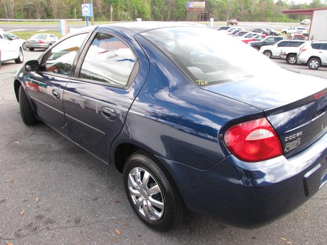 2003 Dodge Neon LE