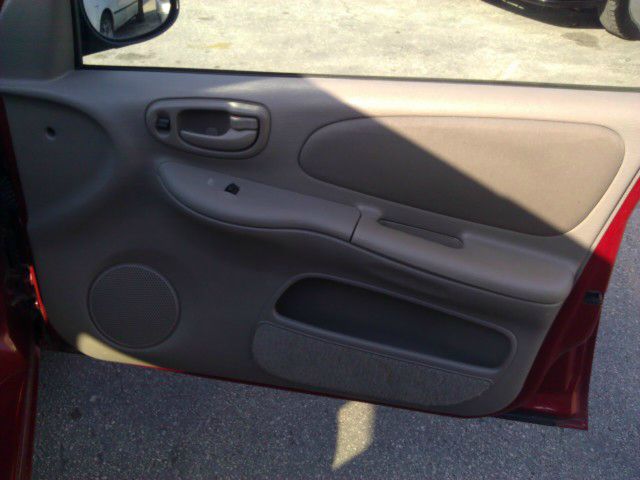 2003 Dodge Neon Unknown