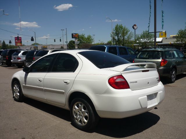 2004 Dodge Neon Country 4x4