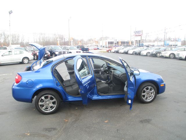 2004 Dodge Neon CXL Van